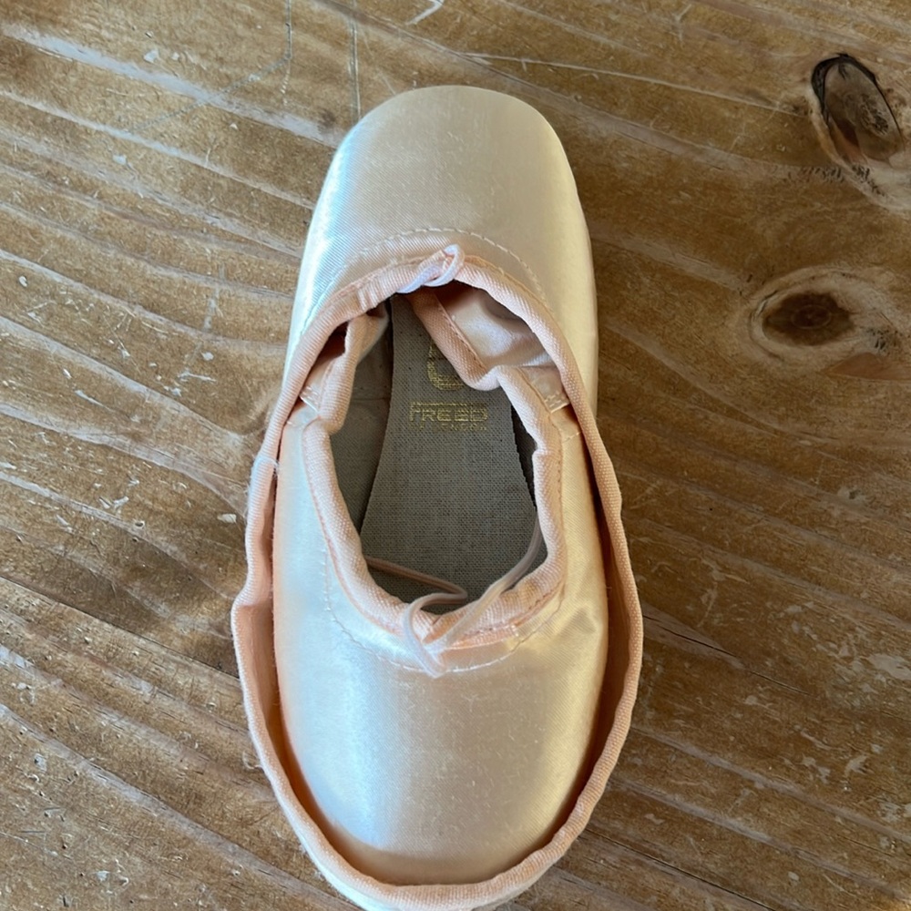 Freed pointe shoes